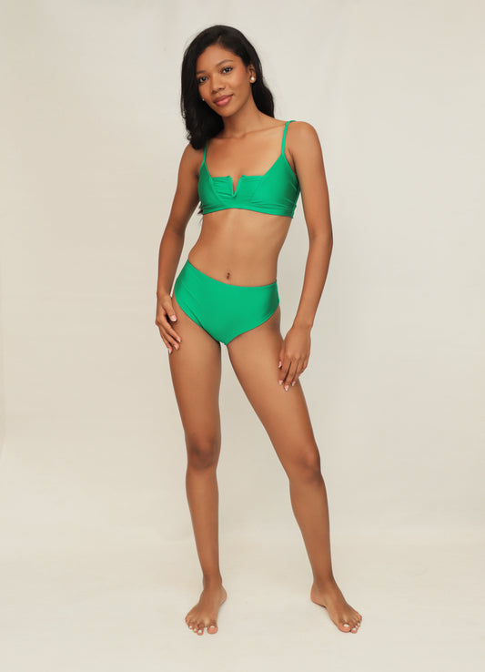 Alba Marina, tanga Reina